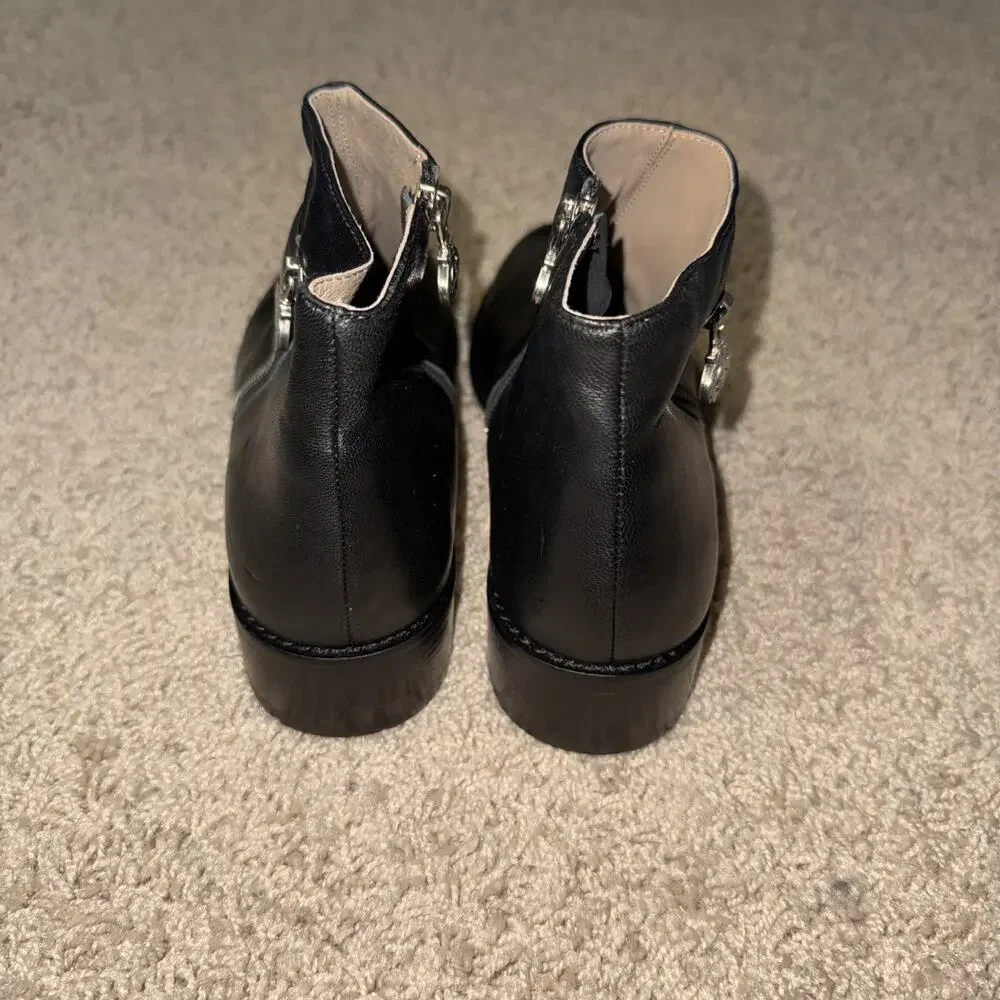 Bettye Muller Concepts Trinity Black Leather Zip Up Ankle Boots Sz 8